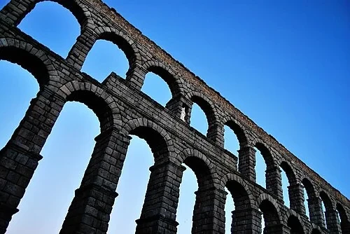 Os Arcos Duplos