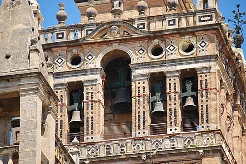 Cloches de la cathédrale Sainte-Marie du Siège de Séville — Catedral de Sevilla
