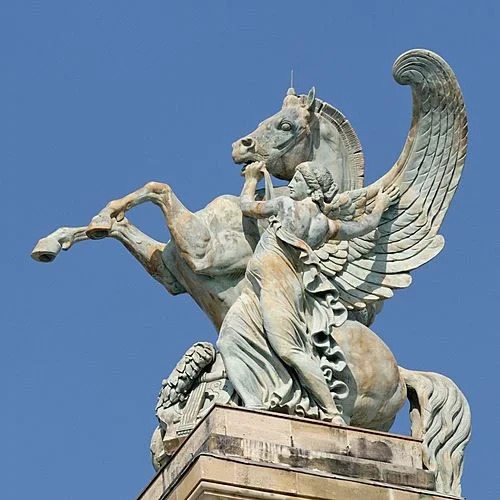 La Renommée retenant Pégase — Palais Garnier