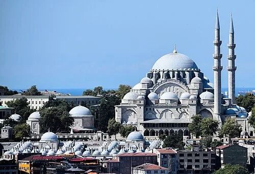Vue sur la mosquée Süleymaniye — Galata Tower