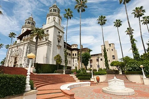 Façade de la Casa Grande — Hearst Castle