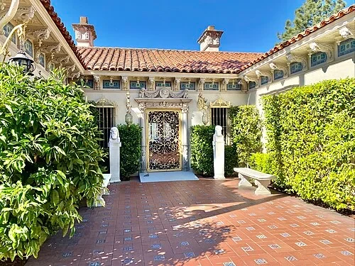 House of the Sea
