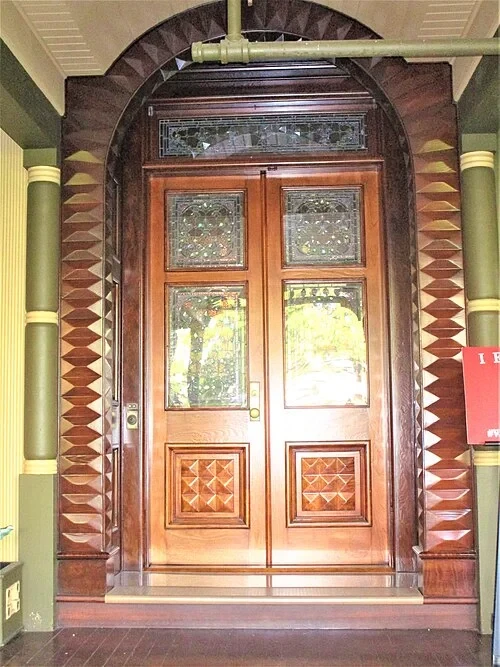 L'entrée principale — Winchester Mystery House