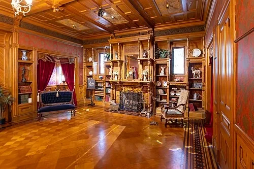 La Grande Salle de Bal — Winchester Mystery House