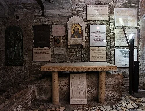 Grab des Heiligen Kyrill — Basilica di San Clemente