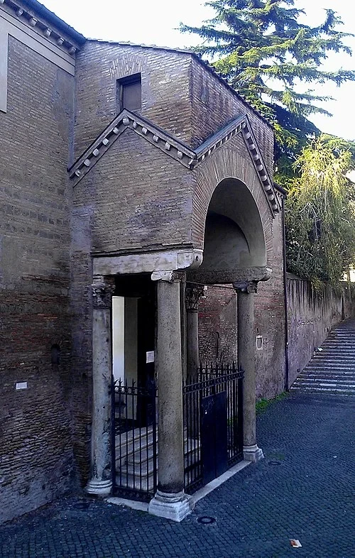 Il Portico Medievale