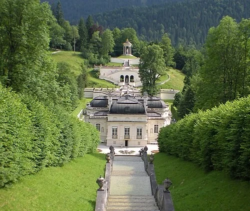 Le panorama du palais — Schloss Linderhof
