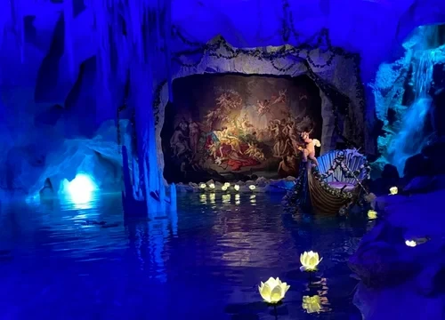 L'Illumination de la Grotte — Schloss Linderhof