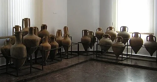 Amphores à vin antiques