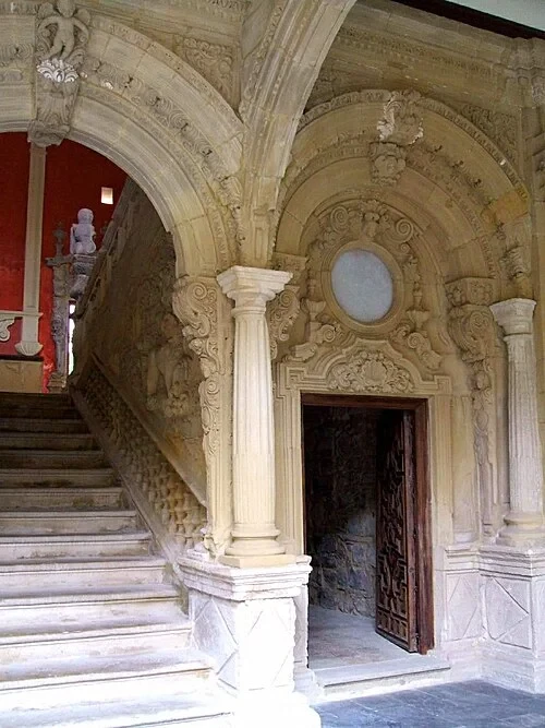 Arc de l'escalier monumental — Palacio de Jabalquinto