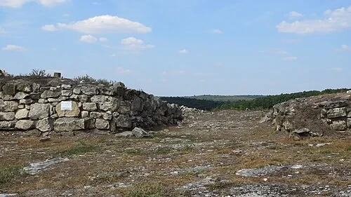 La cité d'Hélis — Thracian Tomb of Sveshtari