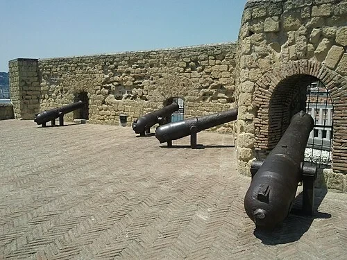 Die Artillerieterrasse — Castel dell'Ovo
