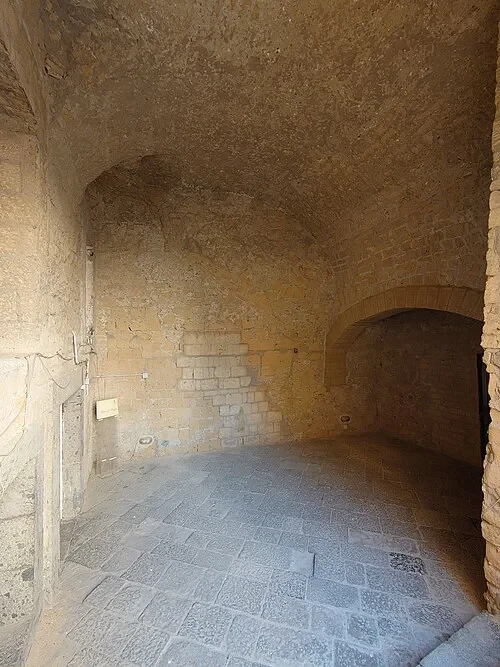 Das kaiserliche Gefängnis — Castel dell'Ovo
