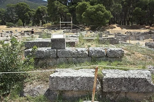Temple d'Artémis — Ancient Epidaurus