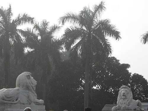 Les Lions gardiens — Victoria Memorial