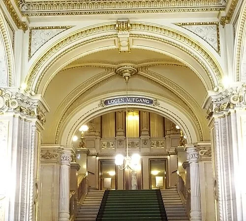 The Loge Entrance