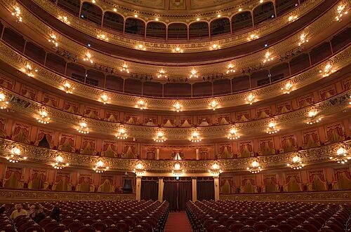 La salle en fer à cheval — Teatro Colón