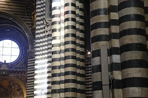 Bicolor Marble Pillars