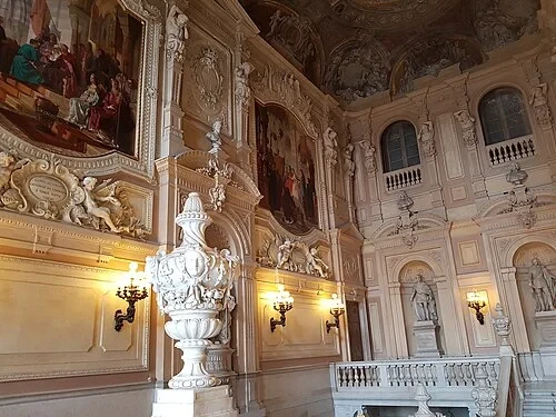 Grand Staircase of Honor