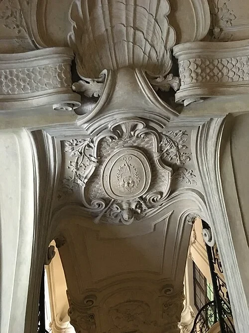 Scissors Motif