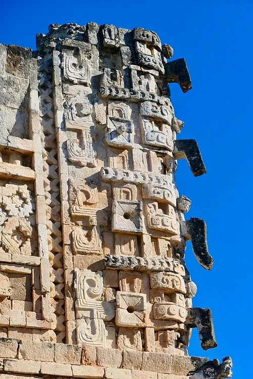 Przedhiszpańskie miasto Uxmal — Uxmal