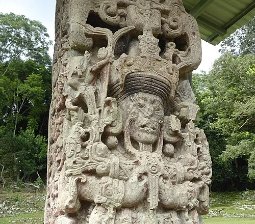 Stèle B — Copán Archaeological Site