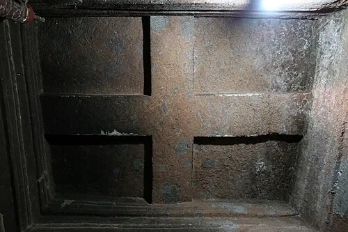Ceiling Cross Relief