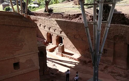 Maison de la Croix — Monolithic Churches of Lalibela