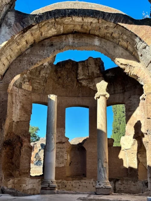 الحمامات العظيمة — Villa Adriana