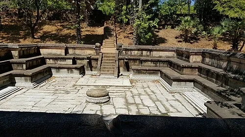 库马拉池 — Polonnaruwa