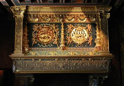 Cheminée du Couple Royal — Château de Blois