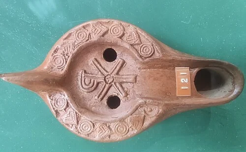 مصباح الزيت المسيحي