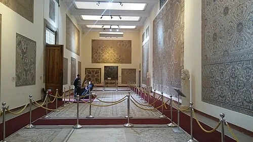 قاعة الفسيفساء