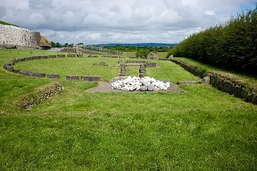 Les monuments perdus — Newgrange