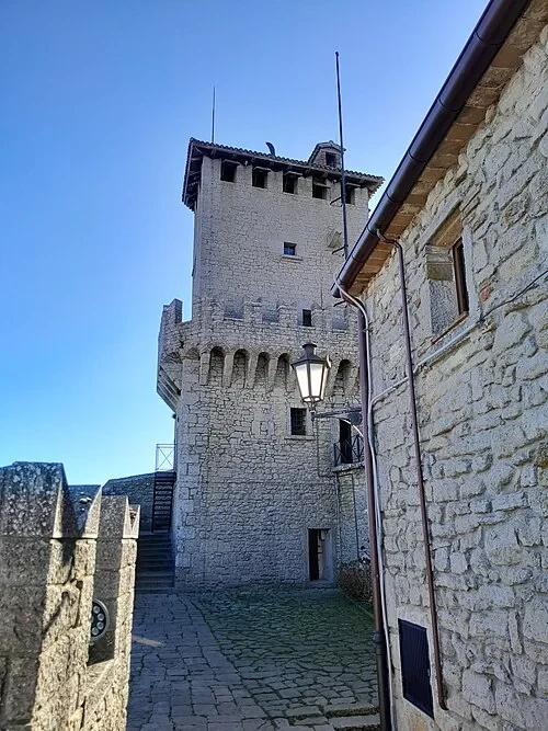 Le donjon central — Guaita Tower