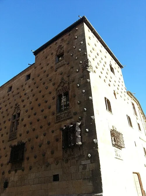 The Plateresque Windows