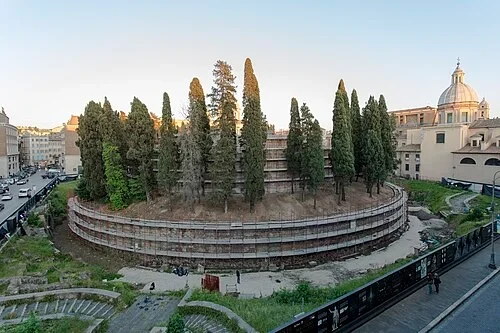 Le Mausolée d'Auguste — Mausoleo di Augusto