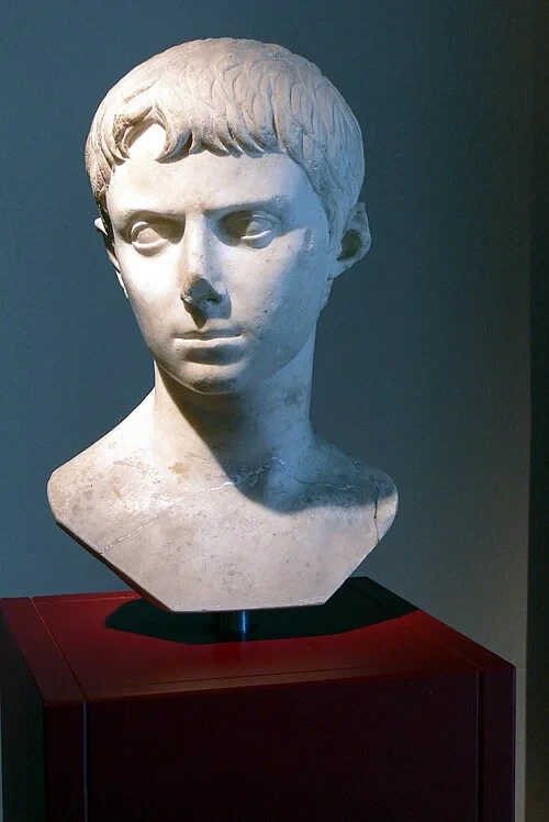 Portrait de Lucius César — Mausoleo di Augusto