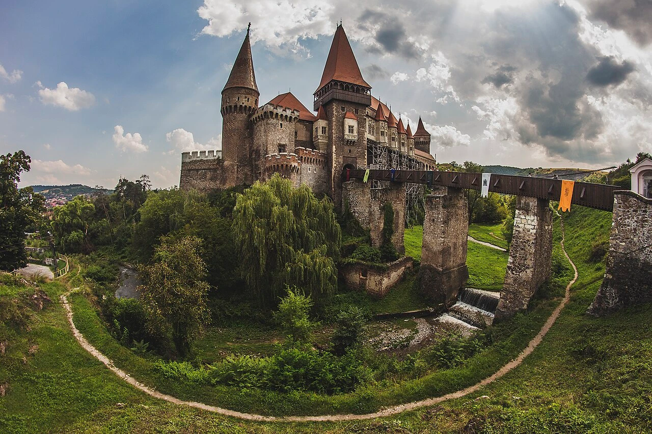 Corvin Castle audio guide