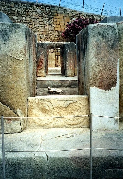 Central Temple Passage