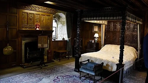 King Henry VIII's Bedchamber