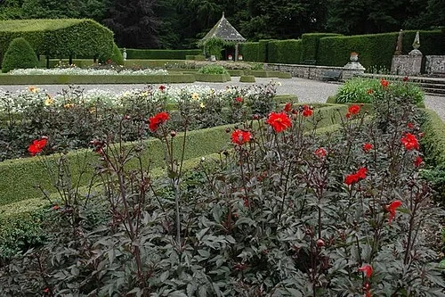 Le jardin italien — Glamis Castle