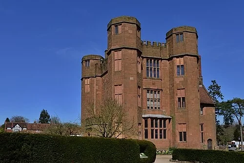 La porte fortifiée de Leicester — Kenilworth Castle