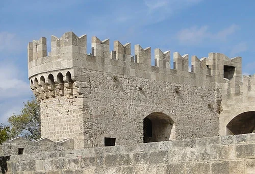 Les mâchicoulis défensifs — Palace of the Grand Master of the Knights of Rhodes