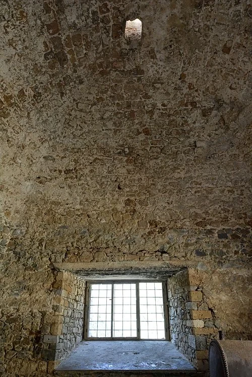 Le plafond voûté de la garnison — Spinalonga