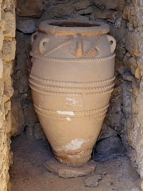 Giant Storage Jars — Phaistos audio guide stop