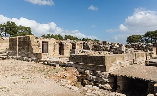 West Magazines — Phaistos audio guide stop