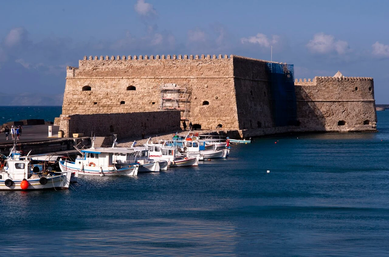 Rocca a Mare