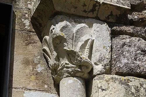 Sculptures romanes — Castelo dos Mouros