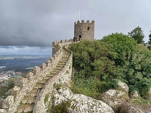 Le chemin de ronde — Castelo dos Mouros